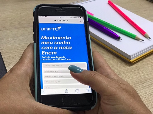 UniFTC disponibiliza calculadora ENEM que simula bolsas de até 100% a partir da nota do exame