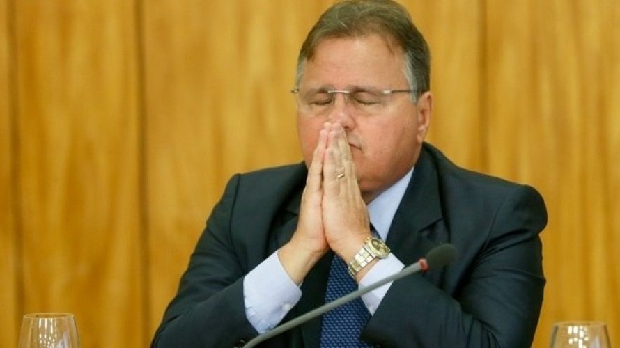 STF concede prisão domiciliar ao ex-ministro Geddel Vieira Lima