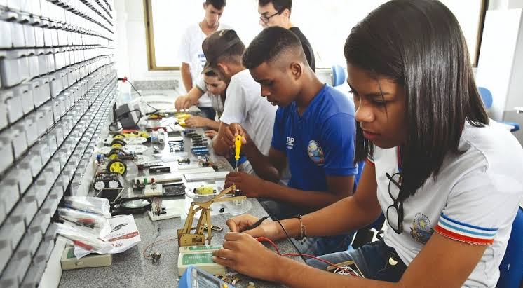 Iniciada matrícula para contemplados no sorteio eletrônico da Educação Profissional