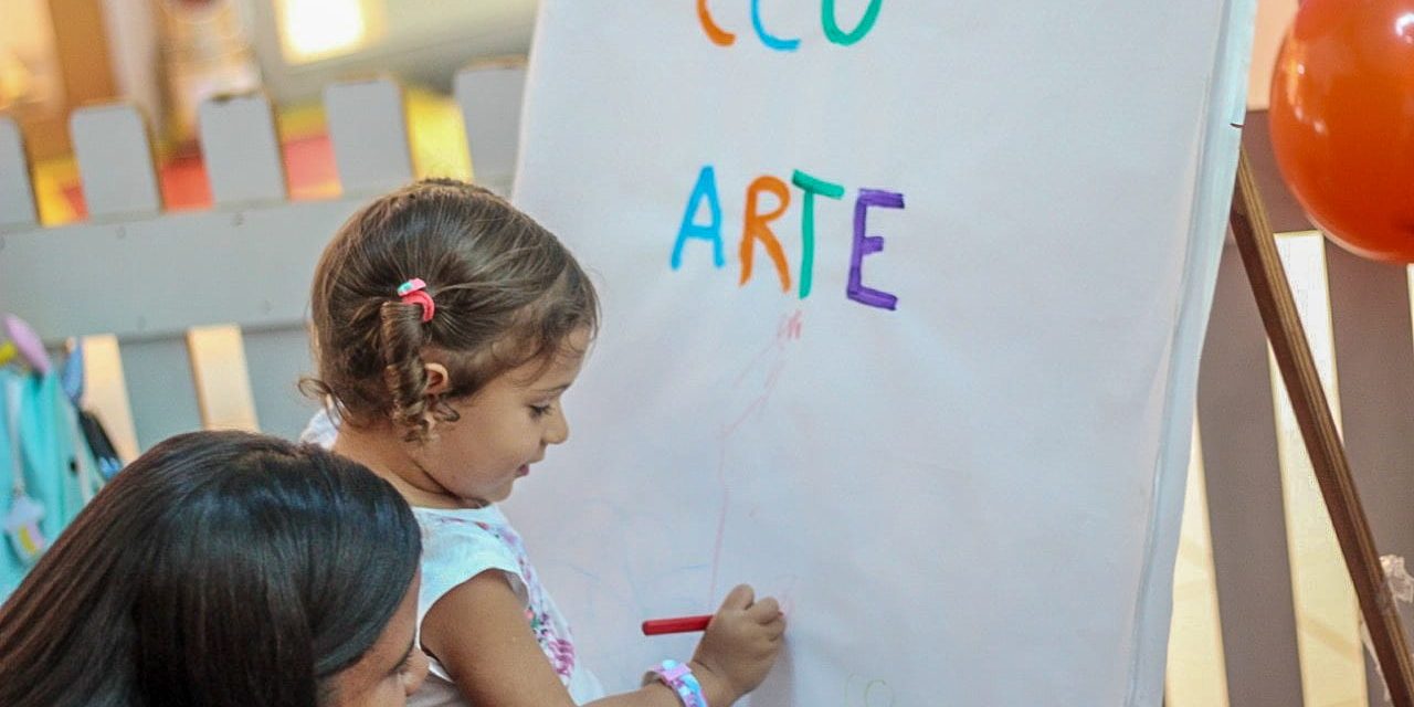 Catavento promove atividades para crianças no projeto Super Férias do Jequitibá