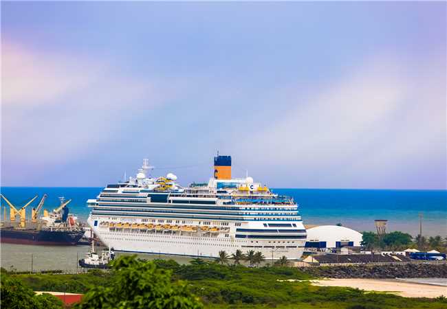 Porto de Ilhéus recebe o transatlântico Costa Fascinosa nesta terça-feira
