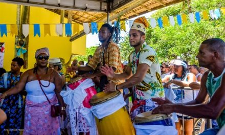 Ilhéus virou carnaval antecipado com festa de Iemanjá no domingo