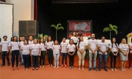 Jornada Pedagógica reúne 1500 professores da rede municipal até sexta-feira em Ilhéus