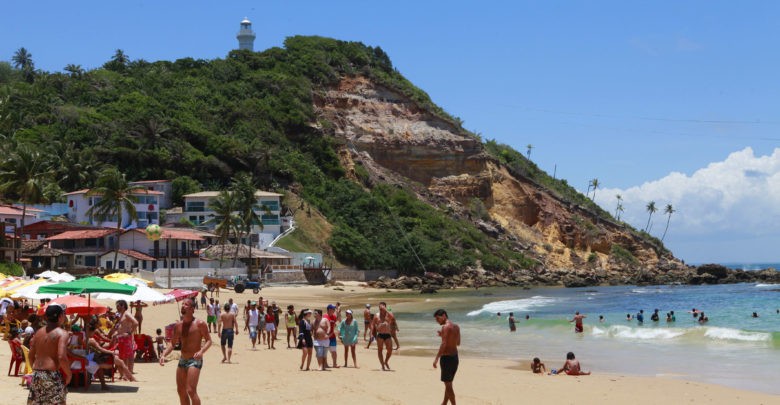 Além de Salvador, destinos turísticos de grande fluxo contam com receptivo especial durante a folia