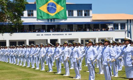 Marinha abre 143 vagas para admissão ao Colégio Naval