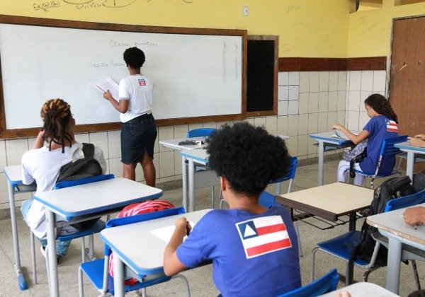 Secretaria de Educação divulga calendário escolar da rede estadual para ano letivo 2024