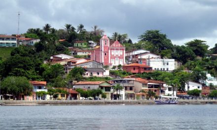 Acompanhante e paciente atendidas no Costa do Cacau estão com suspeita de Covid-19, afirma prefeitura de Maraú