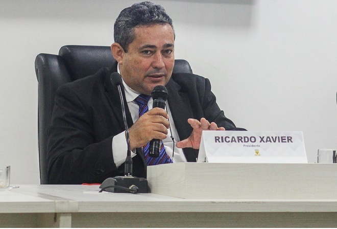 Ricardo Xavier diz que Câmara não discute venda da Emasa
