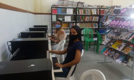 Escolas estaduais auxiliam estudantes sem acesso à internet na inscrição do Enem