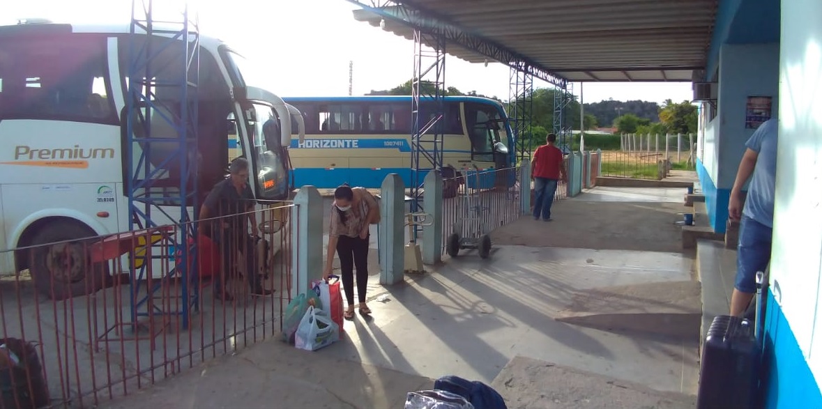 Bahia tem mais seis municípios com transporte suspenso; total chega a 183