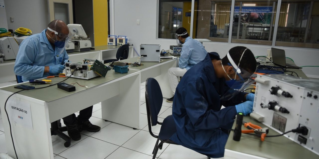 Coronavírus: Senai Cimatec já reparou mais de 100 respiradores mecânicos