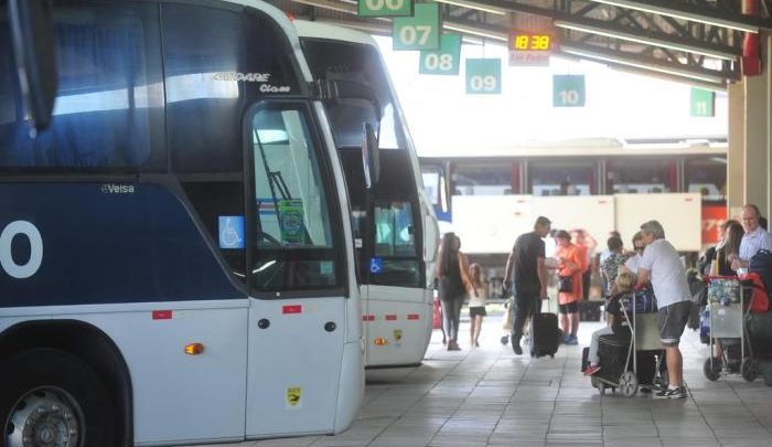 Bahia tem mais 22 municípios com transporte suspenso a partir de amanhã