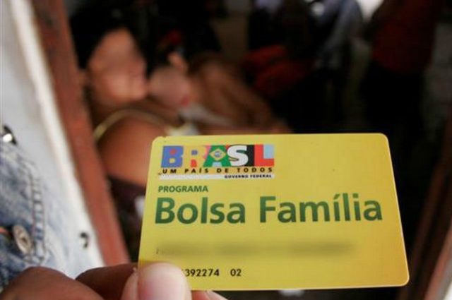 Estados do Nordeste voltam a questionar cortes do Bolsa Família na região