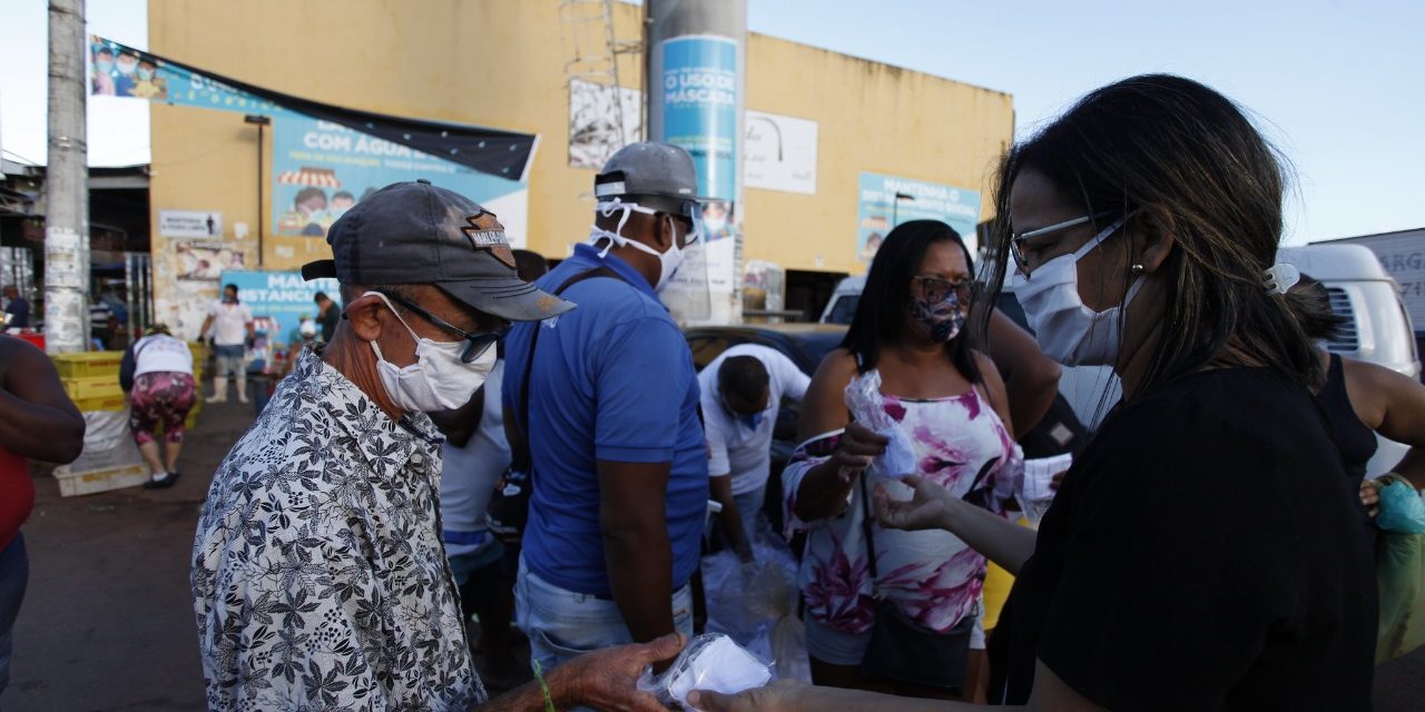 Governo entrega 60 mil máscaras de proteção para municípios do extremo sul da Bahia