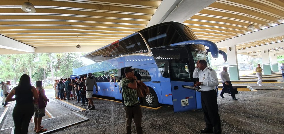 Mais sete municípios têm transporte suspenso na Bahia; total chega a 348