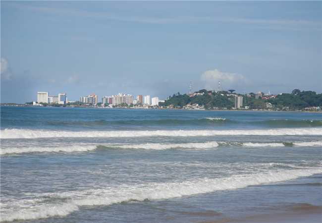 Prefeitura de Ilhéus libera acesso às praias, mas atividades em grupo continuam suspensas