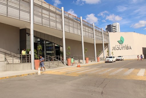 Shopping Jequitibá divulga novos horários de serviços essenciais e drive thru