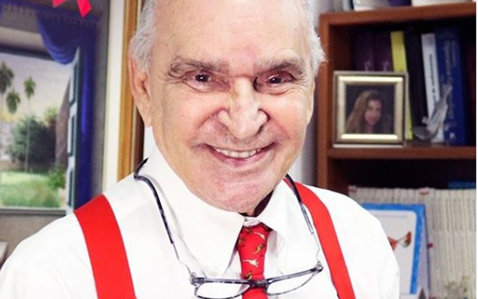 Elsimar Coutinho, médico cientista, perde a batalha contra a Covid-19 e morre aos 90 anos