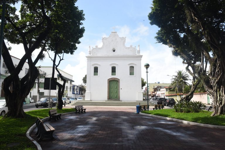 Sancionada lei dos precatórios com veto à isenção de tributo a igrejas