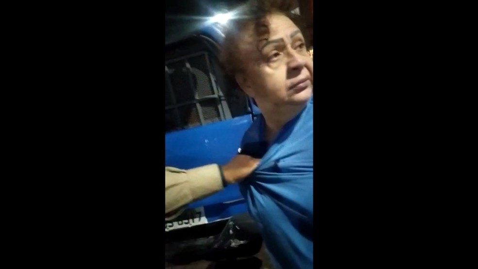 Servidora do TJ-Bahia é detida por agredir companheira e chamar PM de ‘macaco’