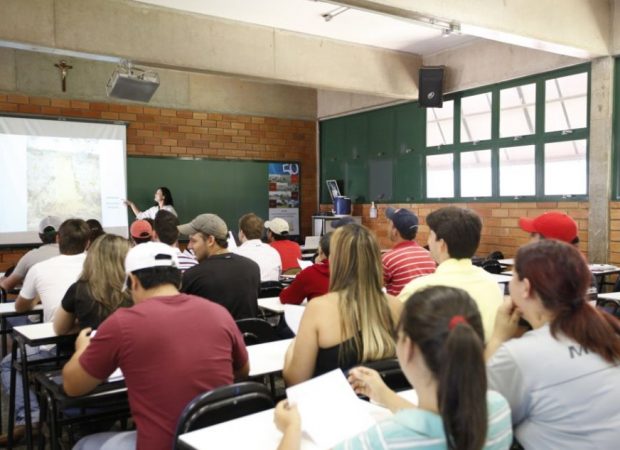 Afya Educacional amplia oferta de cursos de Medicina em Minas Gerais e Bahia