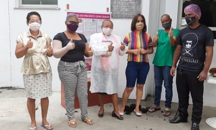 Gesto solidário emociona pacientes em  tratamento contra o câncer em Itabuna