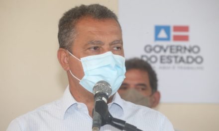 “O Governo Federal não está querendo comprar vacina da Covid e tenta iludir parte da população”, afirma Rui Costa