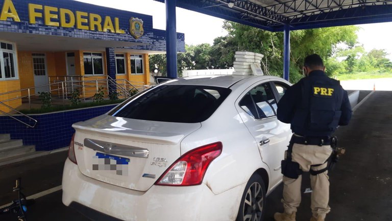 Motorista é preso pela PRF com 15 kg de cocaína na BR-116