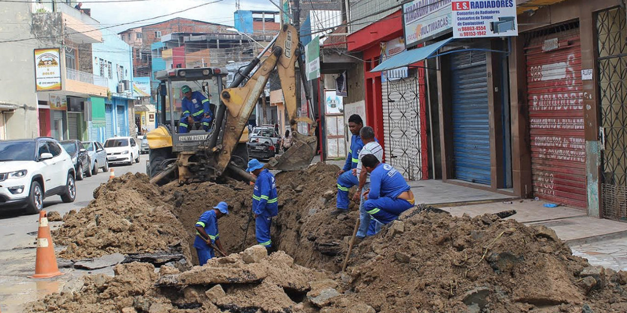 Emasa realiza serviços de desobstrução de redes de esgotamento sanitário