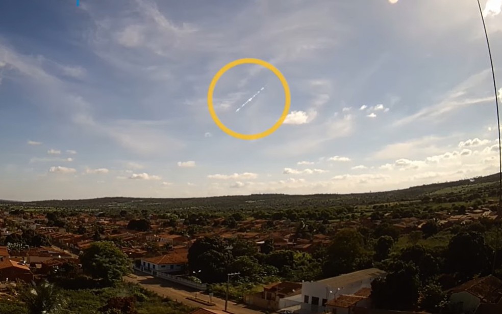 Moradores da Bahia relatam barulho no céu e pesquisadores dizem que foi passagem de meteoro