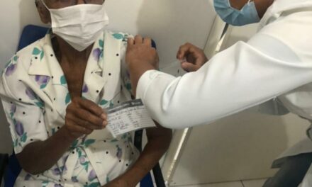 Idosos acima de 75 anos de Itacaré já podem fazer o cadastro para vacinação