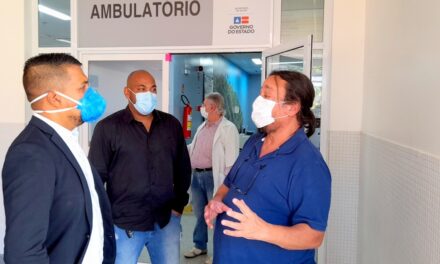 Presidente da Câmara inicia visitas a hospitais de Ilhéus que estão próximos ao colapso por conta da Covid