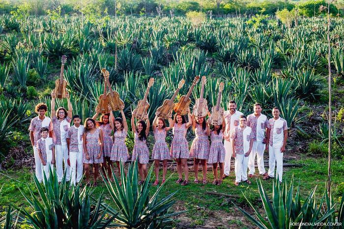 Som do sertão nordestino dá tom da programação musical da II Feira Literária de Canudos