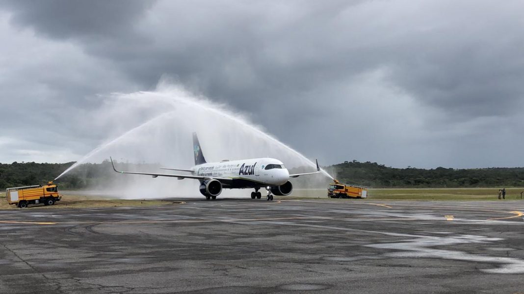 Azul inicia operação de voos comerciais para a Ilha de Comandatuba