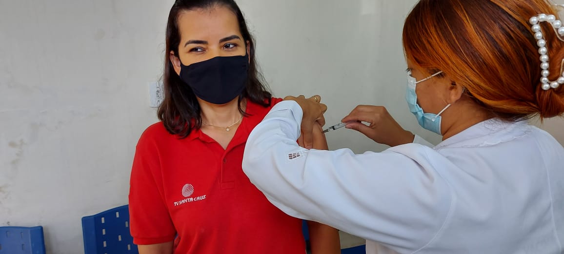 Itabuna vacina profissionais de imprensa contra a Covid-19