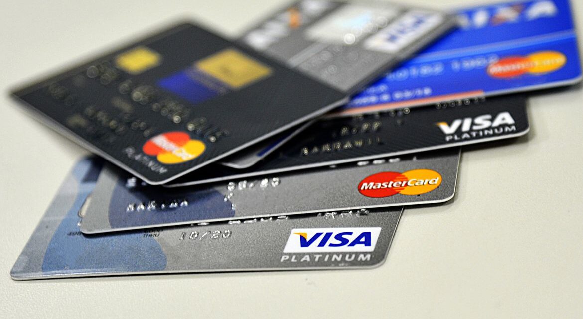 Clientes da Emasa agora podem pagar a conta de água com cartão de crédito