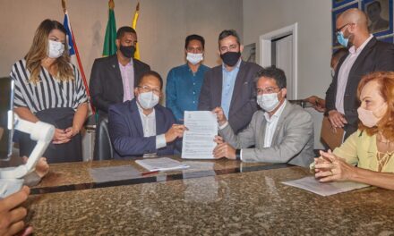 Uesc e prefeitura assinam acordo para a melhoria da gestão pública de Itabuna
