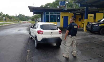 PRF recupera na BR-101 carro roubado horas antes na cidade de Gandu