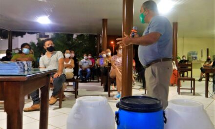 Prefeito discute com empresários sobre apoio para a coleta seletiva em Itacaré