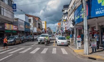 Compras à noite no comércio de Itabuna até esta sexta; domingo, véspera de Natal, lojas funcionarão até as 13 horas