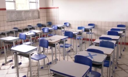 Após casos de Covid-19, escolas de Itabuna e Ilhéus divulgam data de retorno das aulas semipresenciais