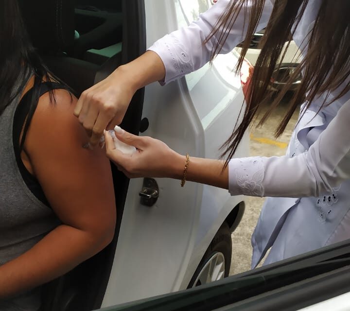 Itabuna realiza drive-thru neste sábado para vacinar pessoas com 22 anos