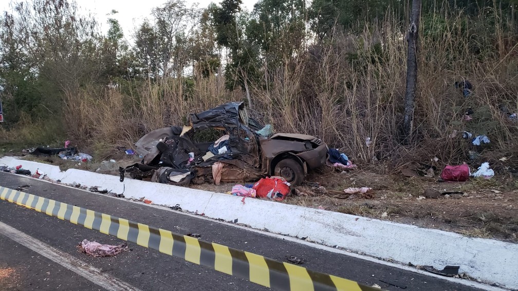 Tragédia: acidente em Minas Gerais mata casal e os quatro filhos; família viajava de mudança para Itabuna