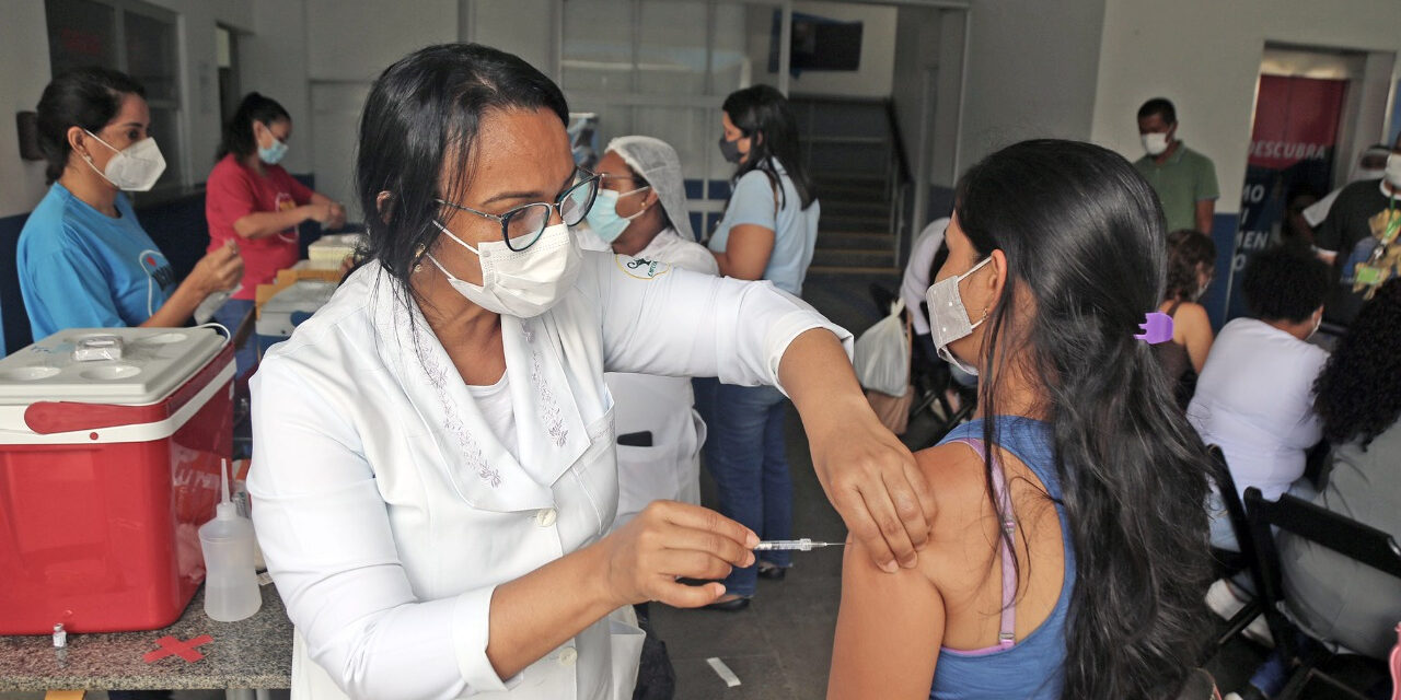 Itabuna: Calendário de vacina contra o Covid-19 e inclui 3ª dose para idosos