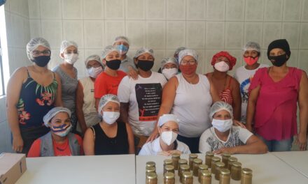 Economia Solidária: mulheres indígenas participam de curso de doces e compotas em Olivença