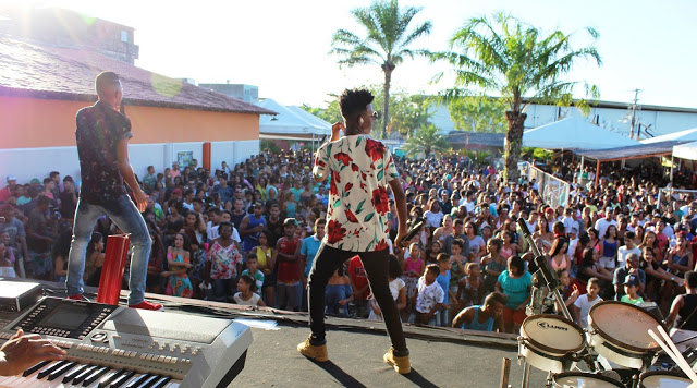 Decreto proíbe festas de rua até 02 de março e mantém limite de público para eventos em toda a Bahia