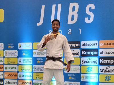Judoca baiano se prepara para campeonato em São Paulo