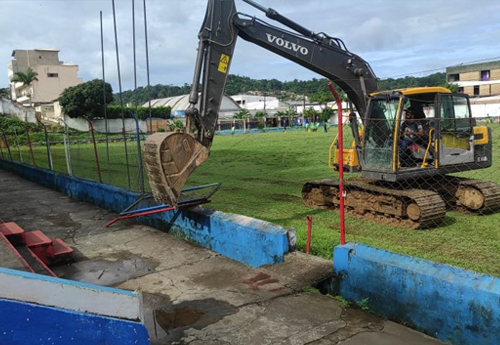MP pede que Justiça interrompa demolição do estádio de futebol de Ubaitaba