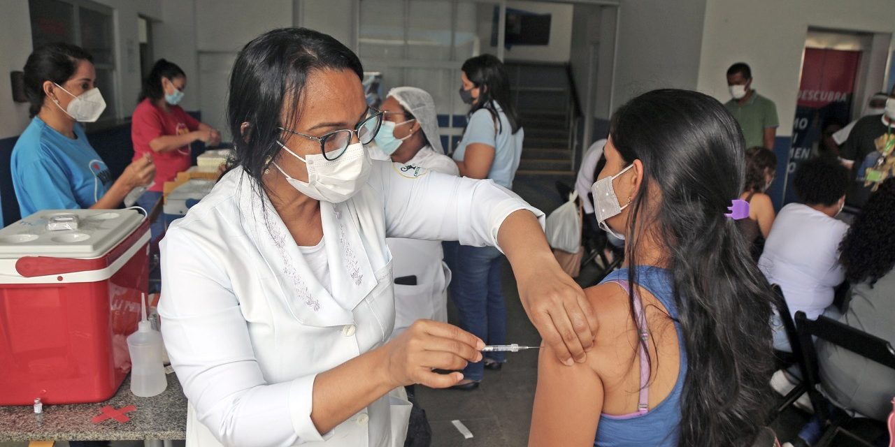 Prefeitura inicia vacinação itinerante nos bairros e no Centro Comercial de Itabuna