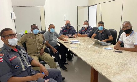 Prefeito de Itacaré se reúne com Bombeiros para estruturar a defesa civil no município